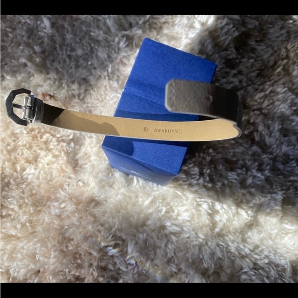 Swarovski - Picture 9 of 9